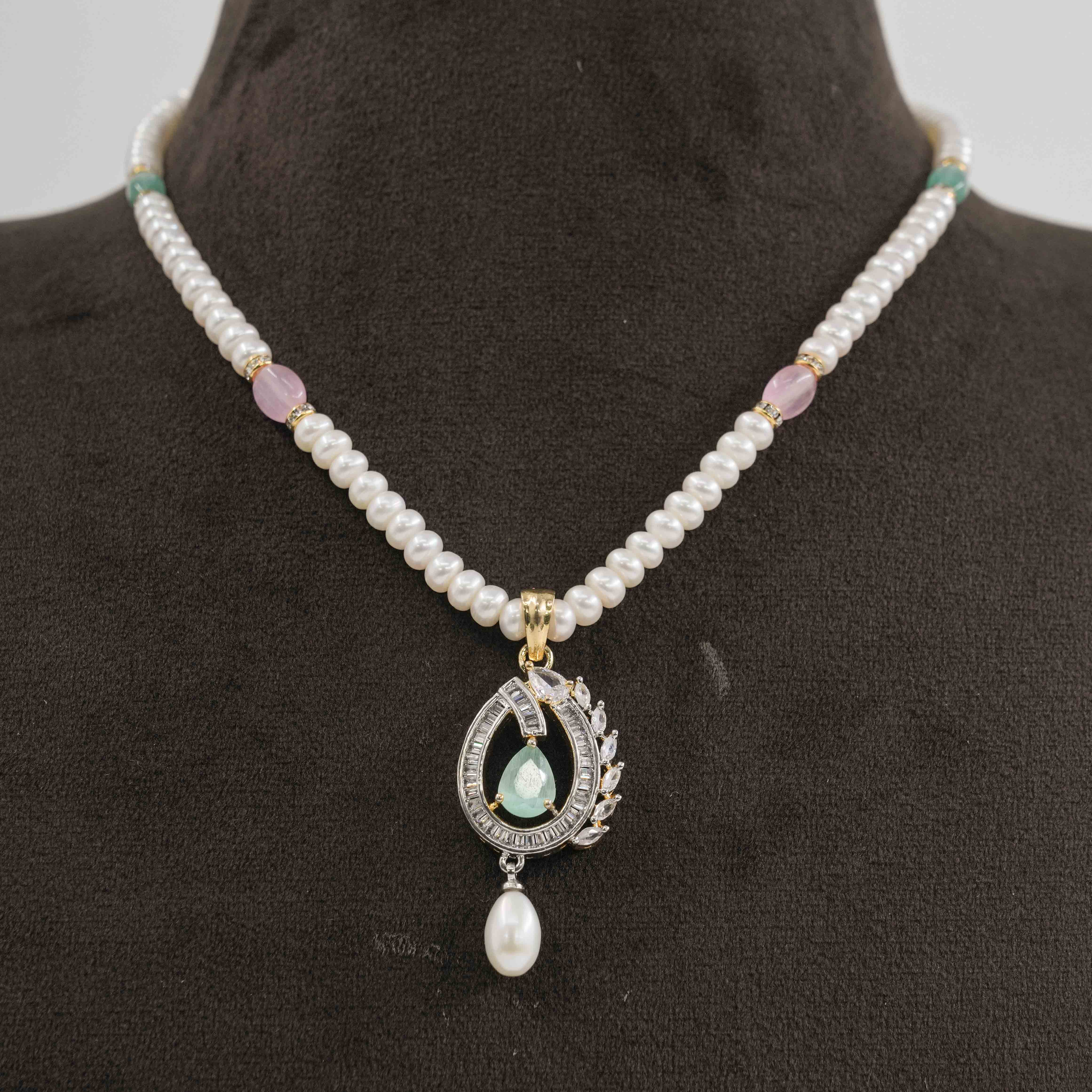 The Pearl Atelier by Kabra Pearls - Flat Round Pearl Necklace Set